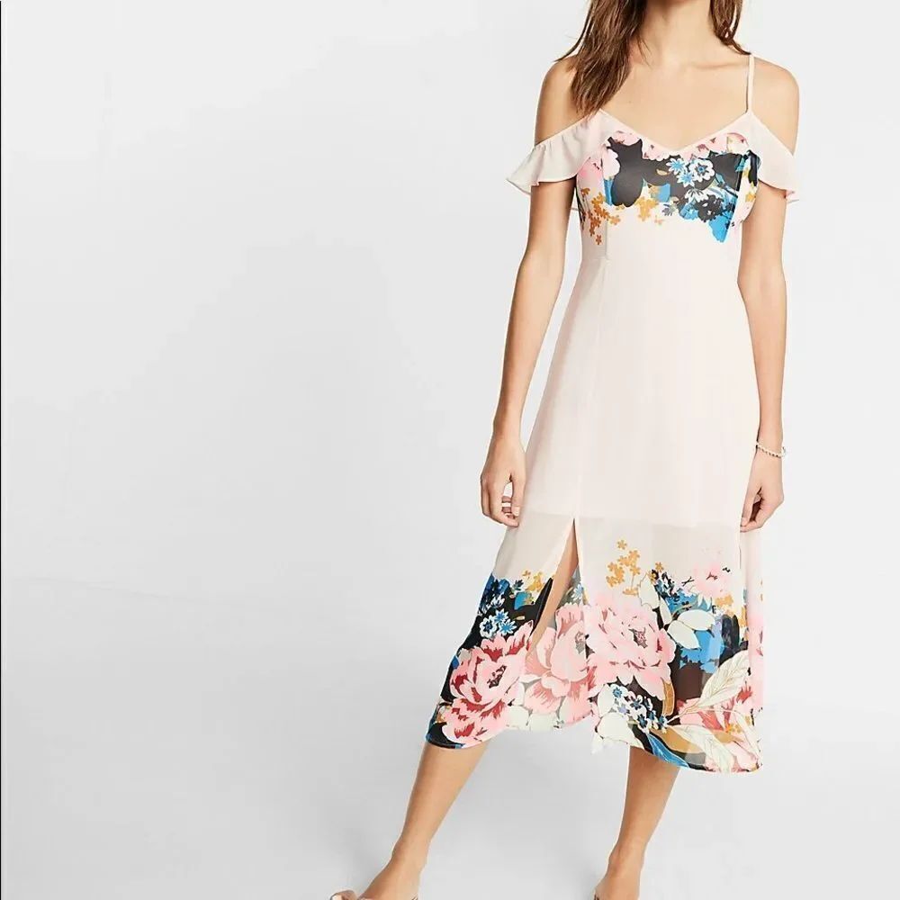 ✨ Floral Trim Cold Shoulder Midi Dress✨